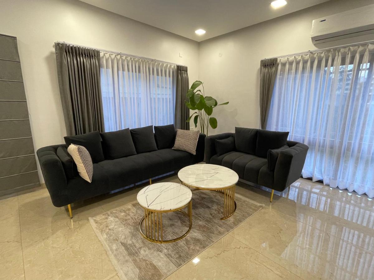 Bridge Serviced Apartment in Banjara Hills Hyderabad Bagian luar foto
