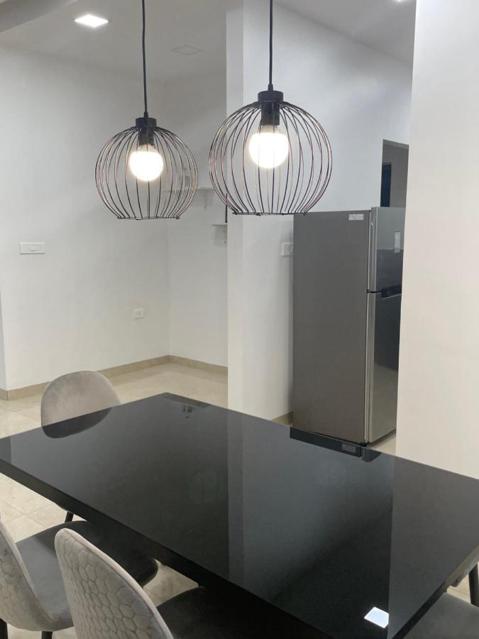 Bridge Serviced Apartment in Banjara Hills Hyderabad Bagian luar foto